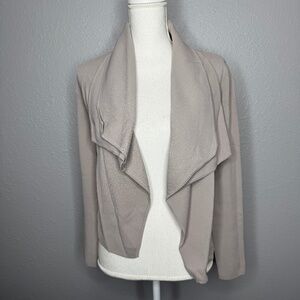 Beautiful TSE  light gray open draped waterfall sweater with‎ lapels Small -cp